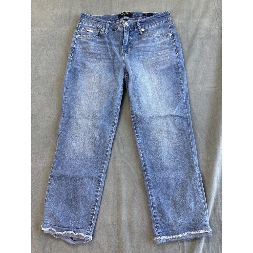 Nine West Jeans Chrystie Capri Womens Size 4 27x21 Blue Faded Denim Distressed